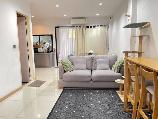 MTR105 ทำเลดีซอยสามัคคี 29! ให้เช่าทาวน์โฮม 3.5 ชั้น Haus Niche แจ้งวัฒนะ ใกล้โรงเรียนนานาชาติ ISB และ Central แจ้งวัฒนะ 3 ห้องนอน 1 ห้องทำงาน 2