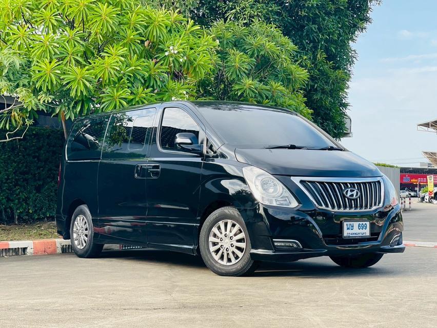 HYUNDAI H-1 2.5 ELITE ปี 2017 3