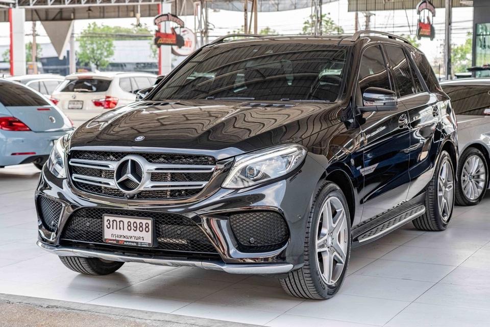 รหัสรถ NP8988 BENZ GLE500e AMG 4MATIC 2017 9