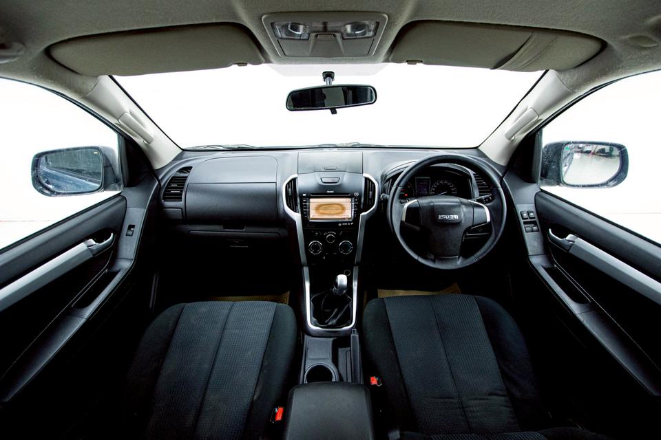 ISUZU D-MAX 2.5 Z HI-LANDER SPACECAB 2012  10