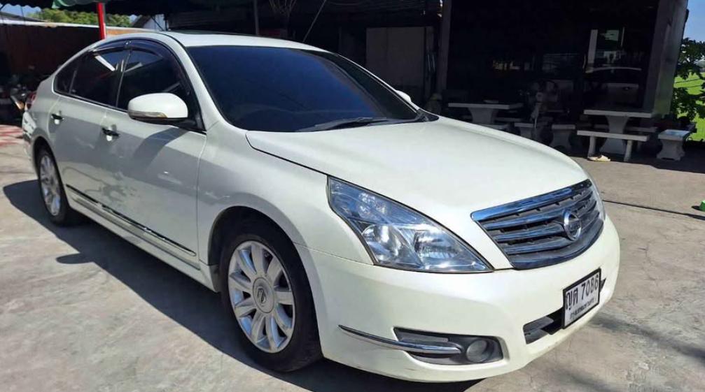 ขาย NISSAN TEANA สีขาว 3