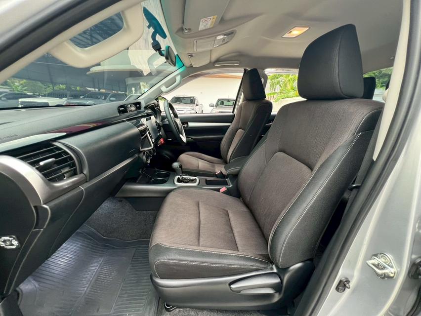 TOYOTA HILUX REVO 2.4 E PLUS ปี 2017 10