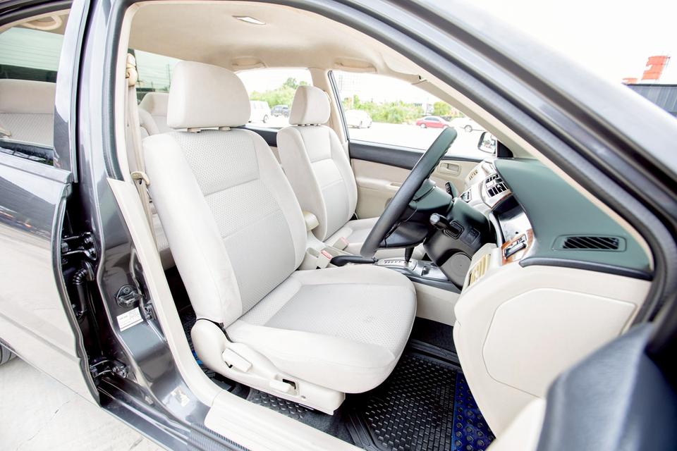 Mitsubishi Lancer Cedia 1.6 GLX เกียร์ Auto ปี 2011 สีดำ  12