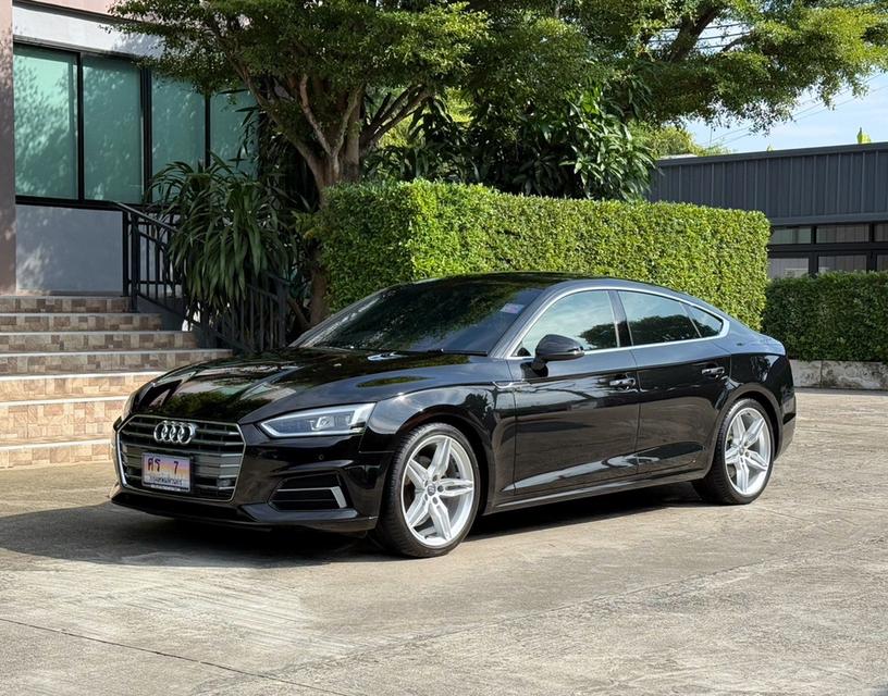 2020 AUDI A5 40 TFSI รถมือเดียว 70,000 กม เข้าศูนย์ตรงระยะ สภาพป้ายแดง ไม่เคยมีอุบัติเหตุครับ