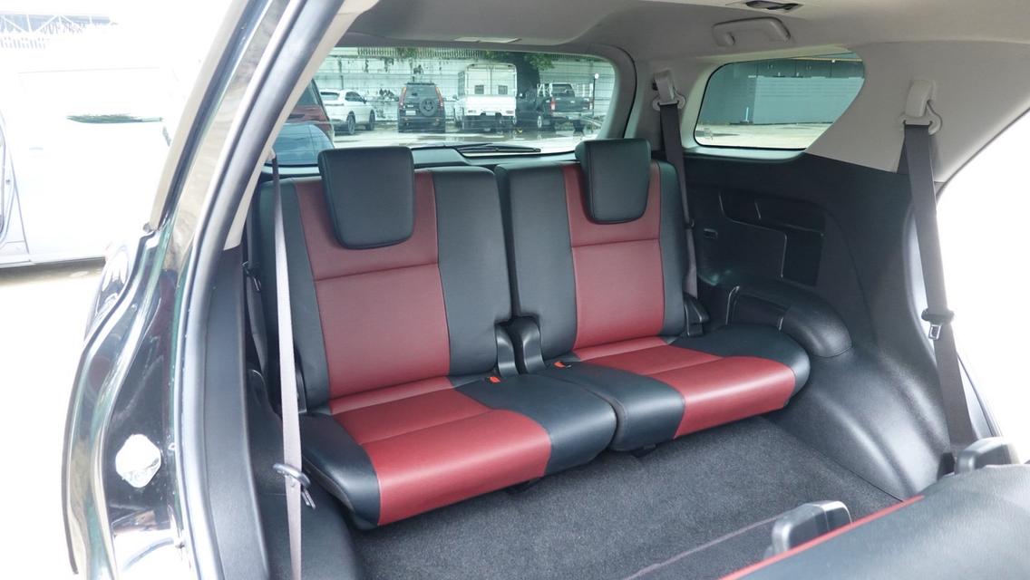 Toyota Fortuner 2.8 TRD Sportivo 2WD 2018 สีดำ 10