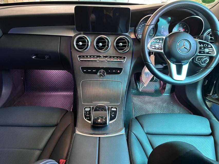 รถยนต์ C220 d มือ 2 ปี 2020