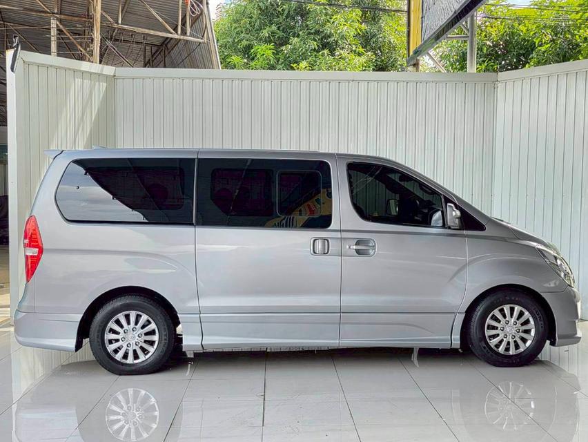 Hyundai H1 2.5Elite ปี19