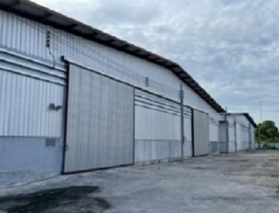 ให้เช่าโกดังพร้อมสำนักงาน พื้นที่ 1000 ตารางเมตร ถนนบางนา ตราด-กม.5 เข้าซอยไม่ลึก 9