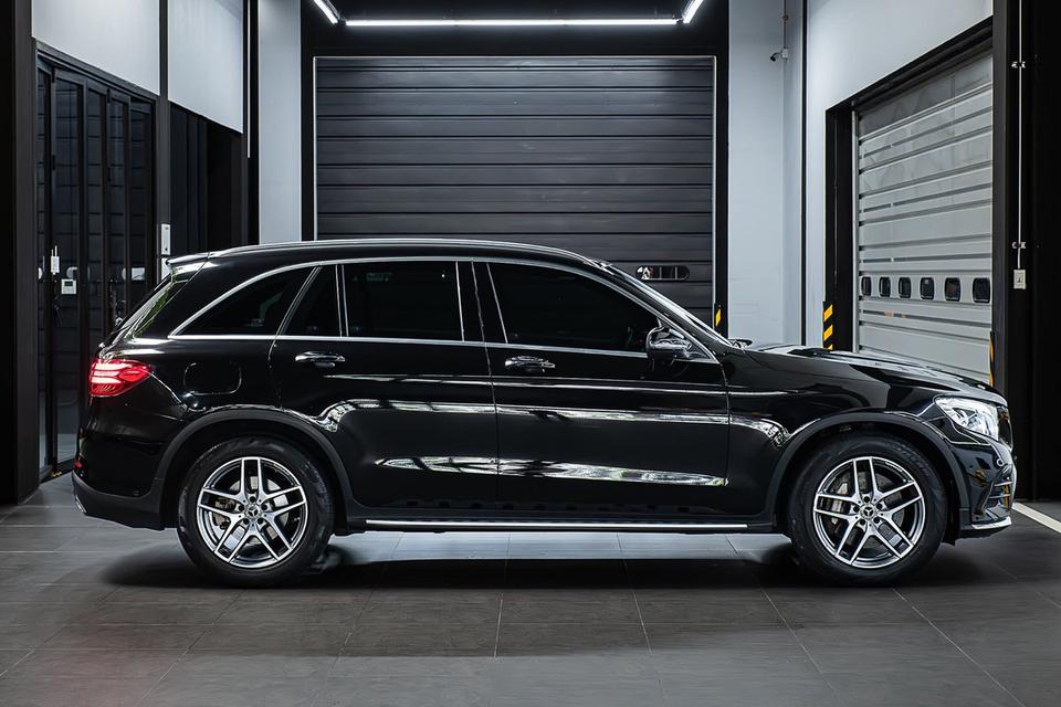 GLC 250d AMG 4Matic 9