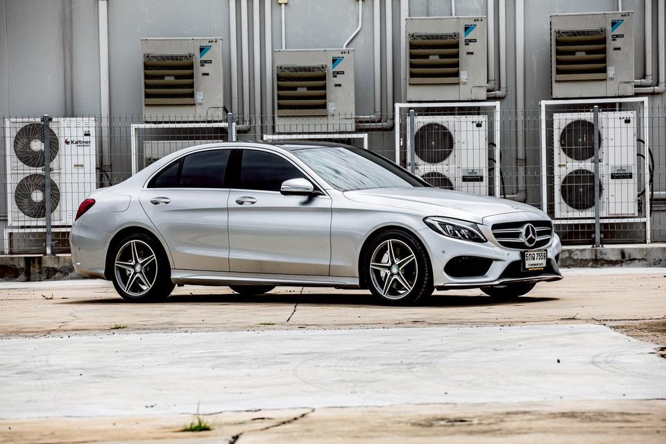 Benz C300 AMG Bluetec ปี 2015 สีเทา เบาะแดง