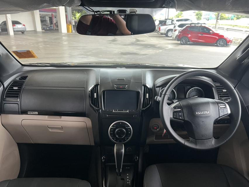 (แจ้งรหัสรถ: KCY441) 🔥 ขาย ISUZU D-MAX CAB-4 HI-LANDER 1.9 STEALTH Z-PRESTIGE AUTO ปี 2019 🔥 รูปที่ 9