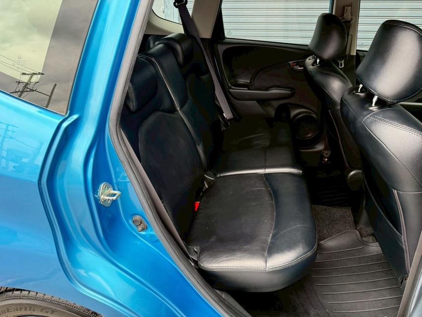  HONDA JAZZ 1.5V i-VTEC 2013 สีฟ้า MINOR CHANGE มือเดียว 11