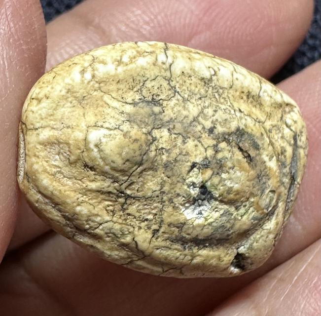 พระเนื้อผงพิมพ์ สมาธิ