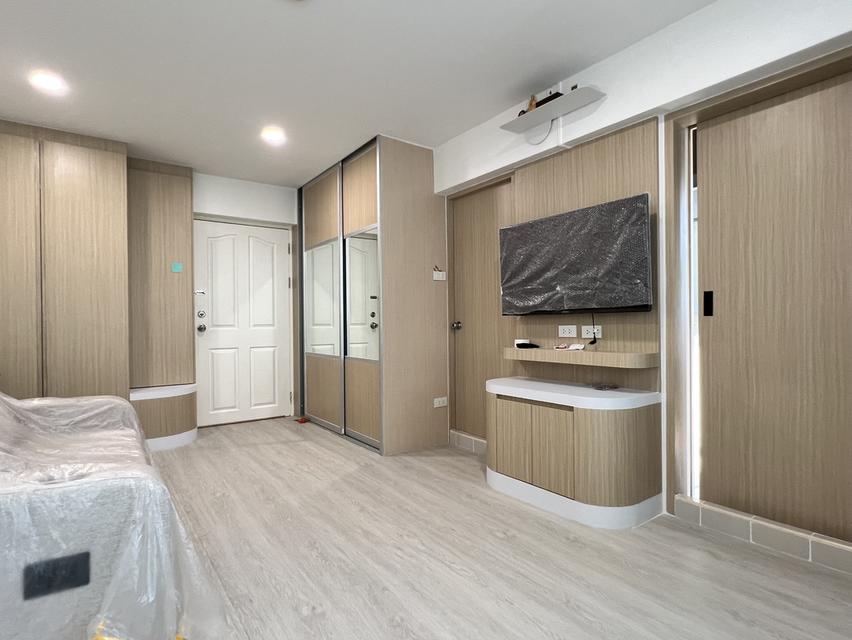 ขายคอนโด ลุมพินีเซ็นเตอร์ ดี 2 ซอยแอปปี้แลนด์ สาย 1 1