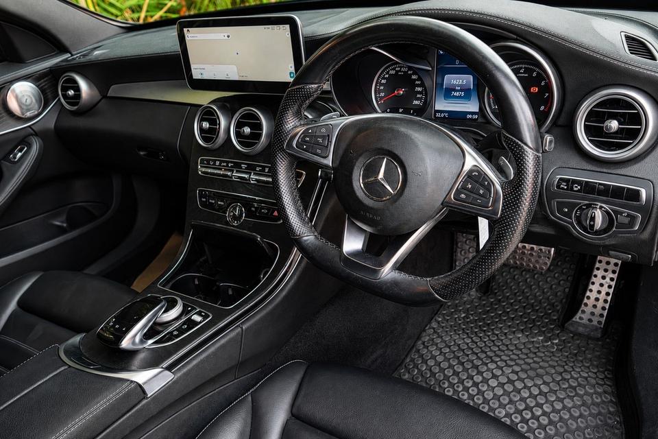 Mercedes-Benz C350 2.0 W205 e AMG Dynamic AT 2016 ไมล์ 74,xxx km. !!! ราคาพิเศษ 639,000 บาท รูปที่ 12