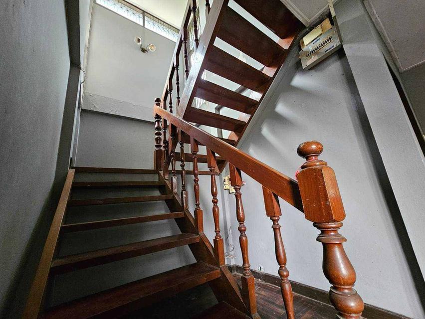 Sell Old single House very near Central Latphrao and Jatujak Park 13