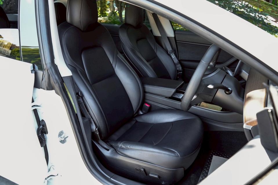 Model Y 2023 Long Range ไมล์ 69,000 km. 12