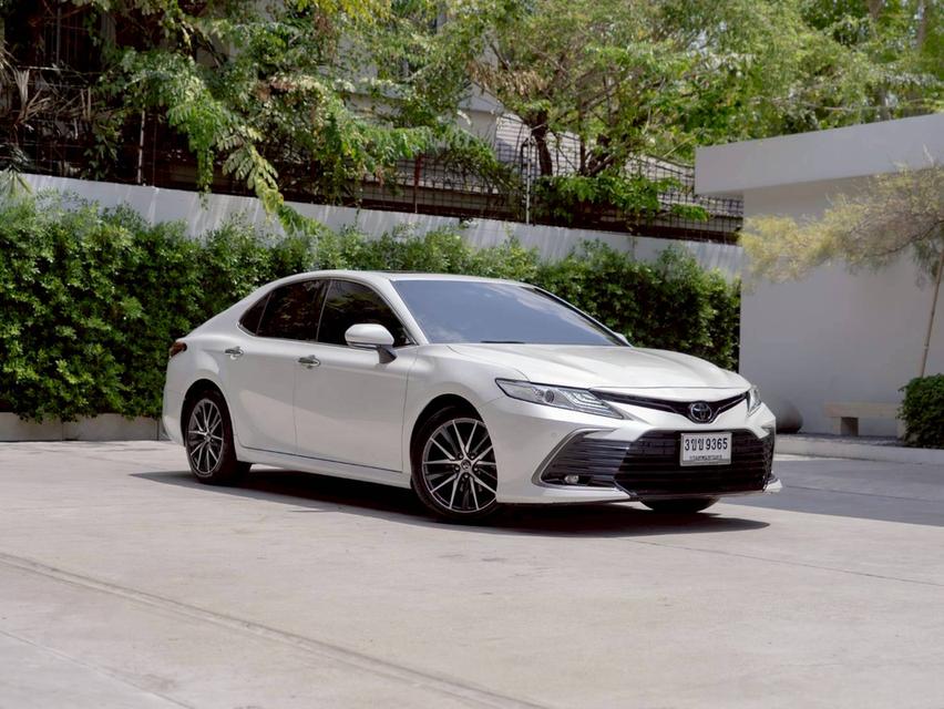 Toyota Camry 2.5Premium ปี22 รูปที่ 3