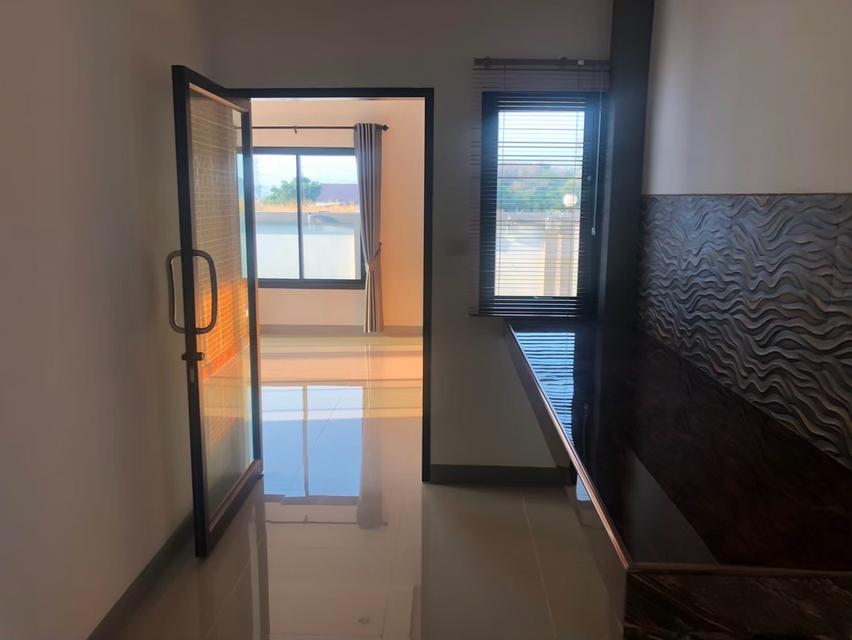 บ้านเดี่ยว 2 ชั้น ทำเลทองระยอง 4