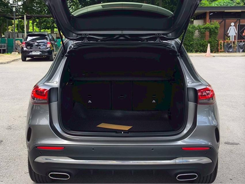 รถเข้าใหม่! MERCEDES-BENZ GLA 200 AMG Dynamic (Facelift) ปี 2021 สีเทา 18