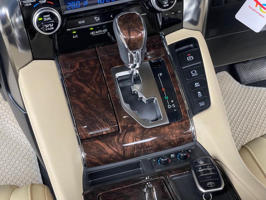 ขาย Toyoya Alphard 2.5Hybrid G 4wd ปี19 10