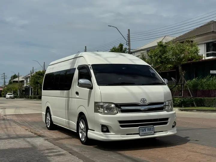 รถสวยพร้อมใช้งาน  Toyota Commuter 12