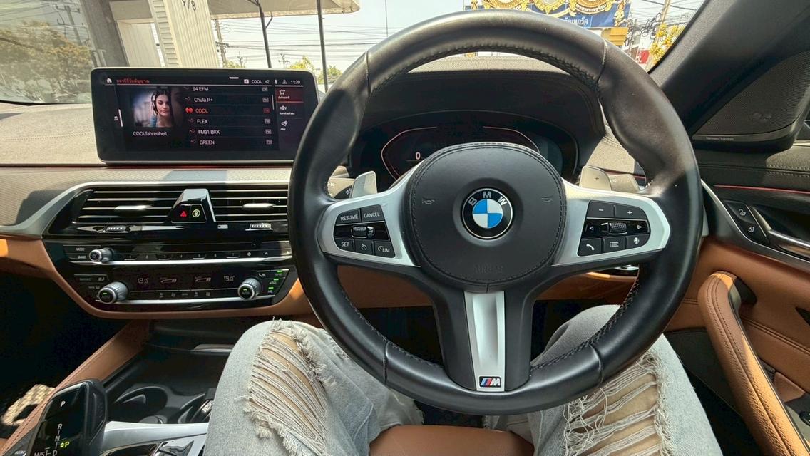 2022 BMW 520d M SPORT LCI สึดำ เลขไมล์ 78,XXX KM   รถสวย ไม่มีอุบัติเหตุ เซอร์วิส ศูนย์ตามระยะ รูปที่ 16