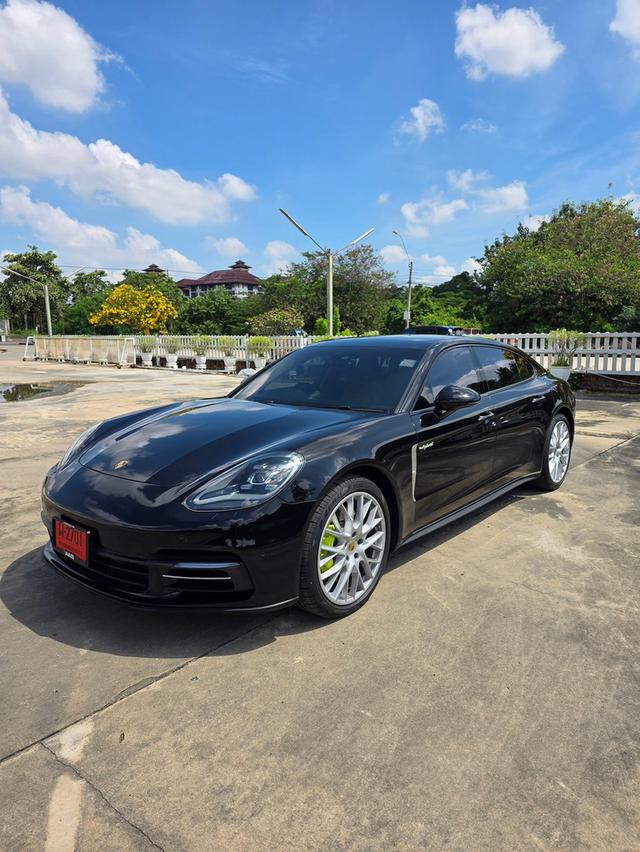 Porsche Panamera 4 E-Hybrid 2.9 สีดำ ปี 2019 ไมล์ 70,000กม.