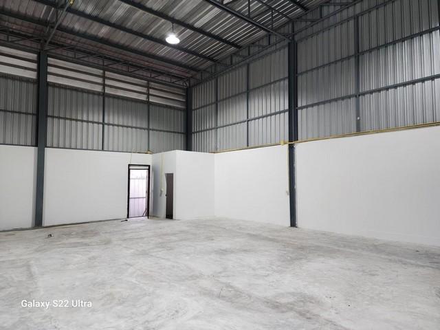 ให้เช่าโกดัง ขนาด 214 ตรม.234 ตรม.ขนาด 320 ตรม.ซอยประชาอุทิศ 90 ใกล้ มหาวิทยาลัยพระจอมเกล้าธนบุรี 3