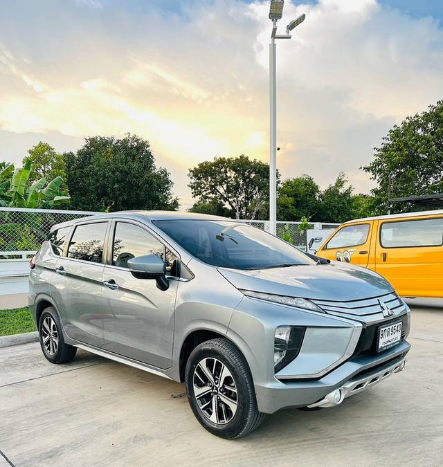 #MITSUBISHI #XPANDER 1.5 GT ปี 2018สีเทา | ไมล์ 151,025 กม. | มือเดียวป้ายแดง✨ รถสวย เจ้าของดูแลดี พร้อมใช้งาน✨ MPV 7 ที่นั่ง ห้องโดยสารกว้าง รูปที่ 2
