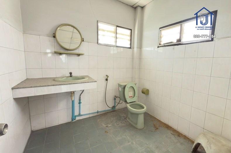 ขายบ้านเดี่ยว 2 ชั้น 70 ตร.ว. หมู่บ้านปิ่นเจริญ 2 (สรงประภา) ซอยสรณคมน์ 35 ใกล้รถไฟฟ้าสายสีแดง 14