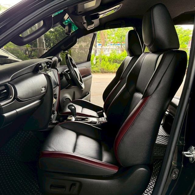 Toyota Fortuner 2.8 Legender 2WD AT ปี 2022 มือเดียว ไมล์ 40,xxxx 17