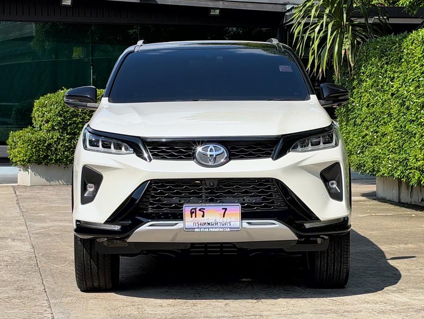 2023 TOYOTA FORTUNER LEGENDER 2.4 รถมือเดียวออกป้ายแดง รถวิ่งน้อย ประวัติศูนย์ครบ รถไม่เคยมีอุบัติเหตุครับ รูปที่ 7