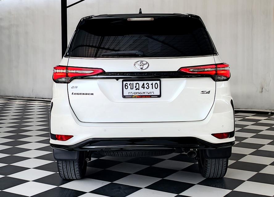 FORTUNER LEGENDER 2.4 V 2WD ปี 2021 2