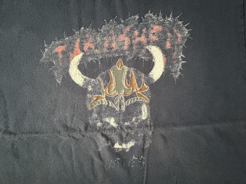 [เปิดขาย] 💣 งานคอลแลปส์ระดับแรร์! เสื้อยืด Thrasher x Lotties "Viking Skull" ป้ายทอโพดําแท้ 🔴 รูปที่ 4