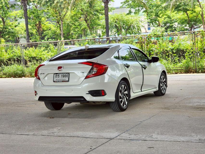 Honda Civic 1.8EL ปี 2018 5