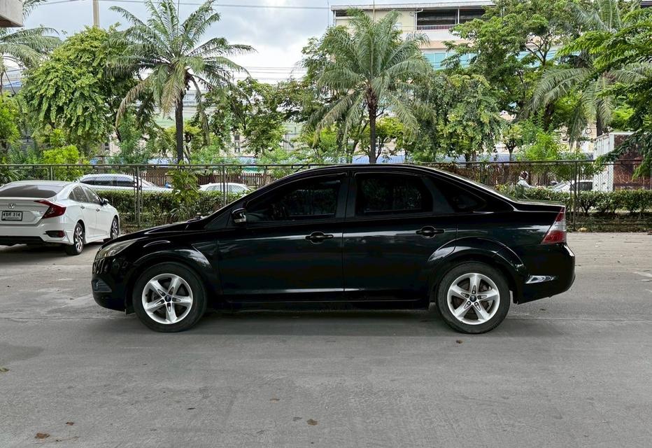Ford Focus 1.8 Sedan AT ปี 2011