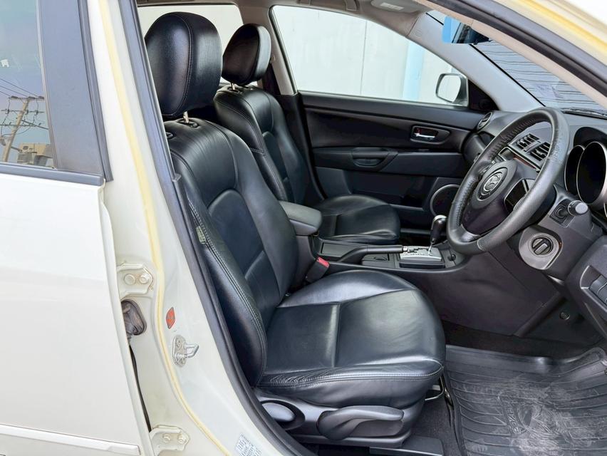 MAZDA3  2.0R SPORT TOP 2009 สีขาว MINOR CHANGE รูปที่ 12