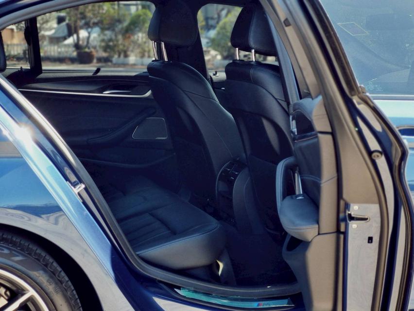BMW 520d Msport ปี21 14