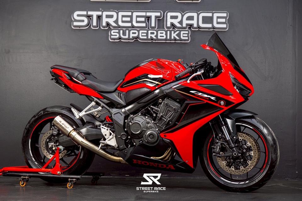 HONDA CBR650R 2023 สีแดง รถสวย สภาพดี