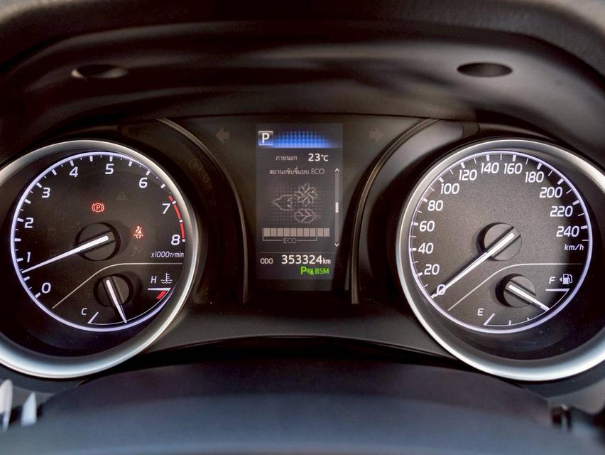 Toyota Camry 2.0G ปี 2019 (เข้าศูนย์ทุกระยะ) เจ้าของเดียว สภาพสวย สีเดิมทุกจุด ยางปี 2024 13
