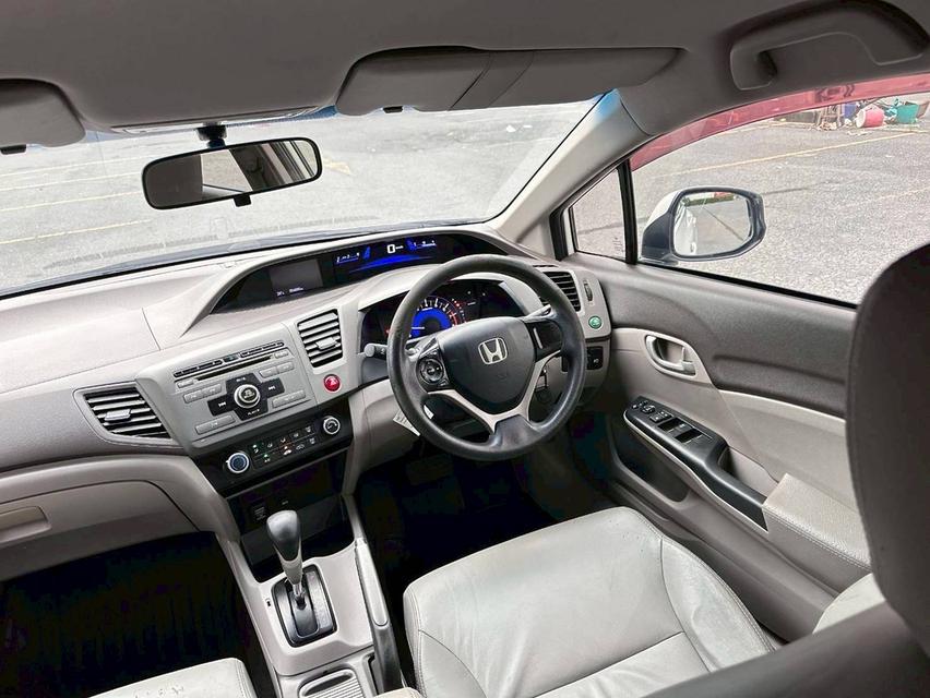 รหัสรถ QT4487 Honda Civic FB 1.8 S เกียร์ Auto สีขาว ปี2013 10