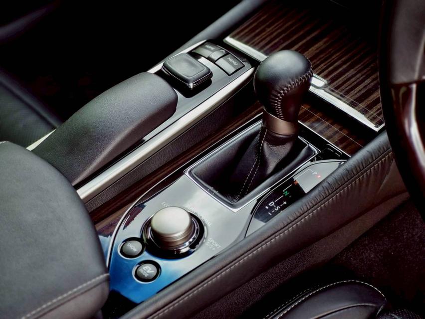 Lexus GS 300h Luxury ปี 2015 ไมล์ 73,001 km. 12