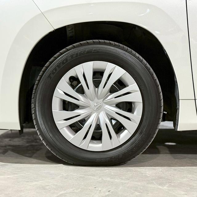 ปี 2024 TOYOTA NOAH, 1.8 HYBRID X WAGON รถออกศูนย์ TPM MOTOR จดปี2025 รูปที่ 16