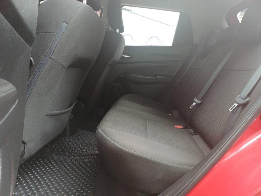 ปี2019 SUZUKI SWIFT NAVI AT TOP มือเดียวออกห้าง บุ๊คเซอร์วิสครบ 18