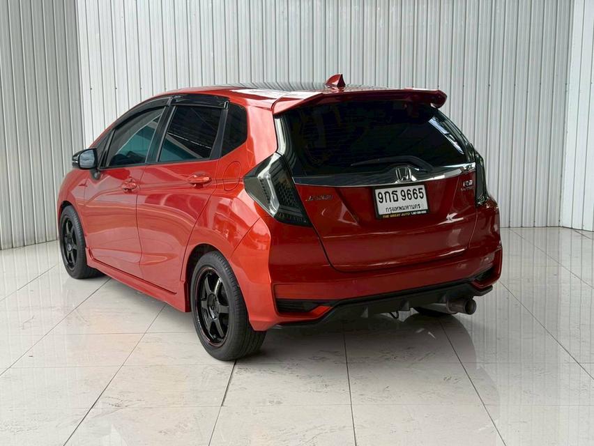 Honda Jazz 1.5RS ปี20 6