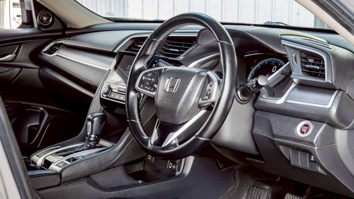 HONDA CIVIC 1.8 EL ปี 2017 สีเทา โฉม FC-FK ปี16-21 รูปที่ 10
