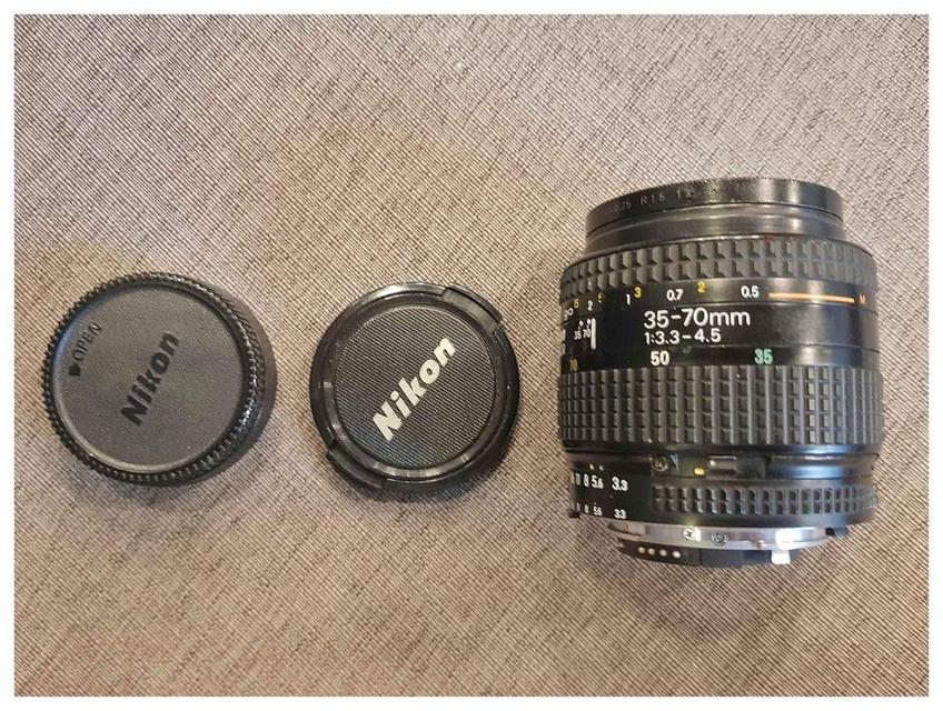 ต้องการขายเลนส์ Nikon AF 35-70mm. F3.3 AIS