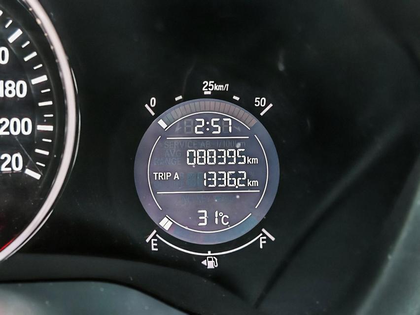 ขาย HONDA HRV 1.8 E ปี 2018 ไมล์ 80,000 กม. 16