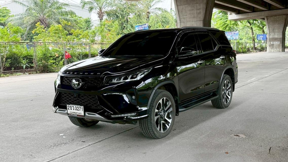 Toyota Fortuner 2.8 Legender 2WD AT ปี 2022 รถสวยมือเดียว